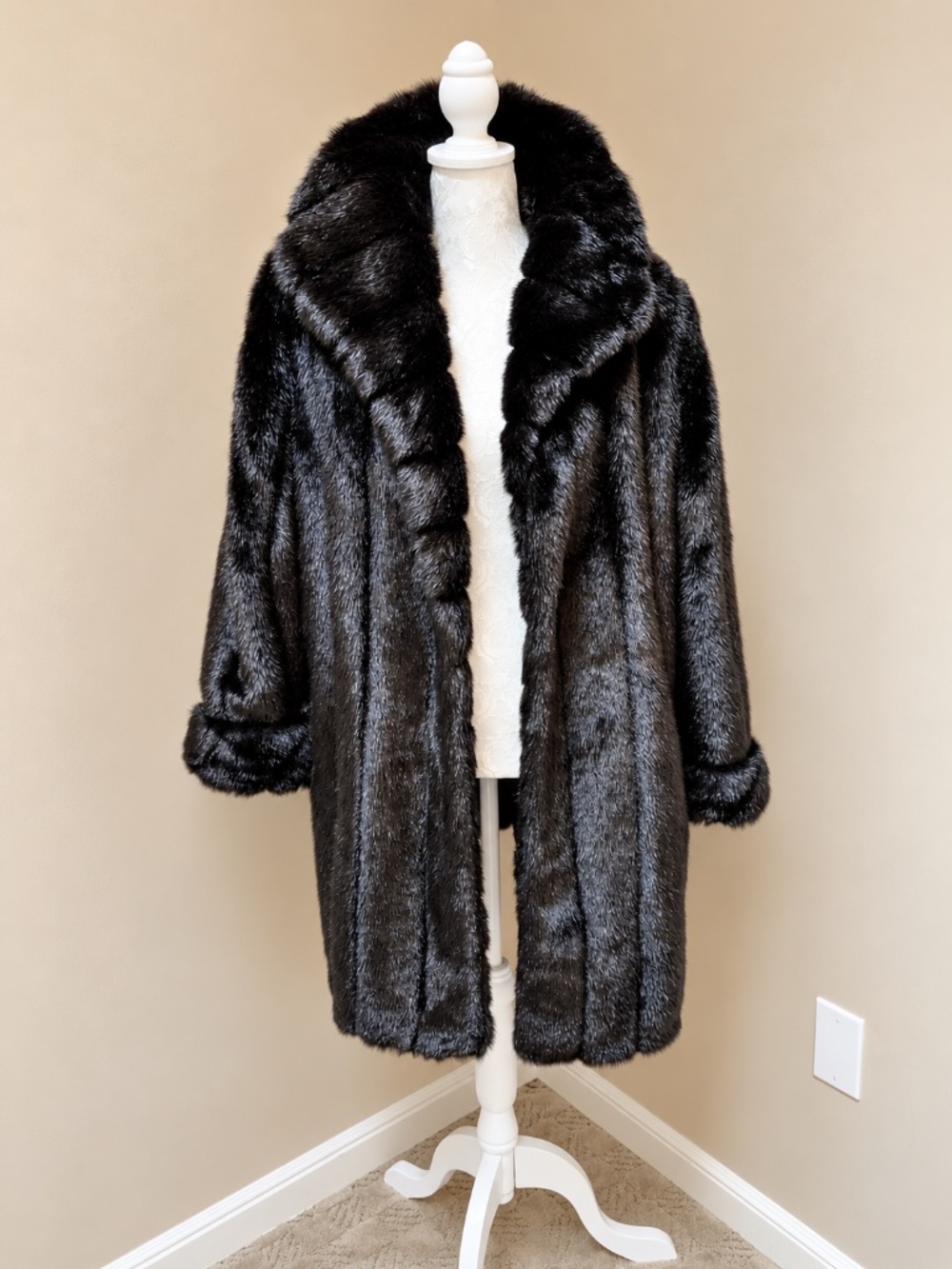 Vintage Dennis Basso Black Faux Mink Fur Coat 1X Plush Glossy Luxury - Picture 2 of 10